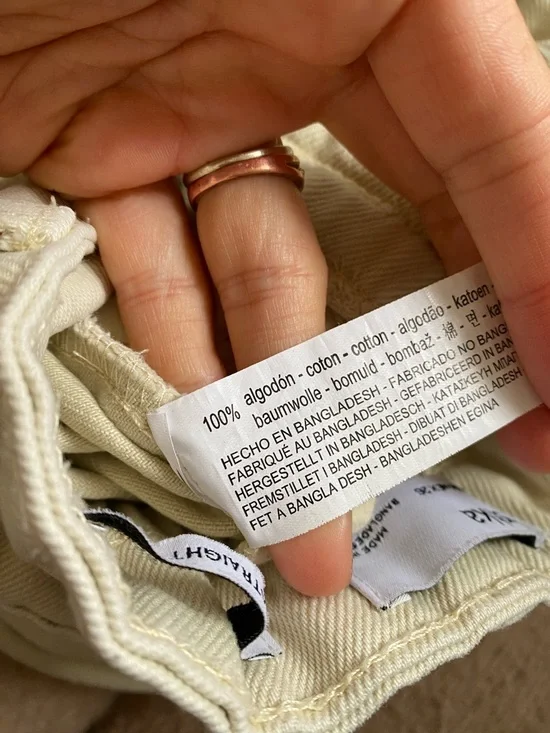 BERSHKA High-Rise Paper Bag Crop Jeans in Cream - Women! 🐚 - Picture 15 of 16